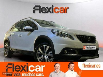Usado Peugeot 2008 Allure 130 CV (95 kW) 2018 Blanco SUV