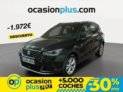 Usado Seat Arona FR 150 CV (110 kW) 2024 Negro SUV