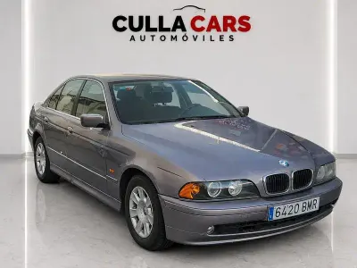 Usado BMW 520 Comfort Edition 136 CV (100 kW) 2002 Gris / plata Berlina
