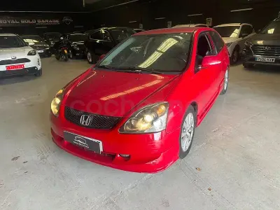 Usado Honda Civic Sport 110 CV (80 kW) 2004 Rojo Berlina
