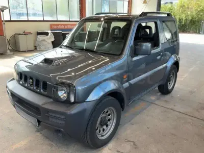 Usado Suzuki Jimny 86 CV (63 kW) 2006 Gris / plata SUV