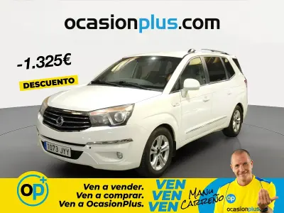 Usado SsangYong Rodius Limited 178 CV (130 kW) 2017 Blanco Monovolumen