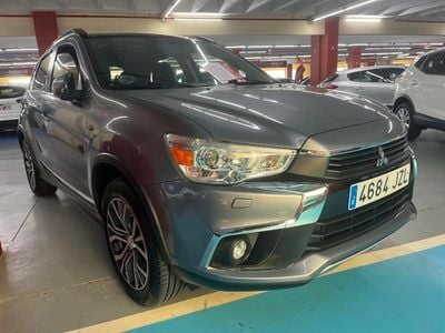 Usado Mitsubishi ASX 117 CV (86 kW) 2017 Gris / plata SUV