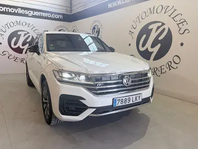 Usado VW Touareg R-line 231 CV (169 kW) 2020 Blanco SUV