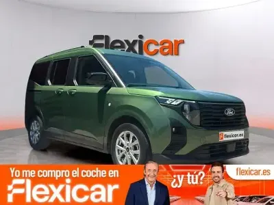 Usado Ford Tourneo Courier Active 125 CV (91 kW) 2024 Verde Monovolumen