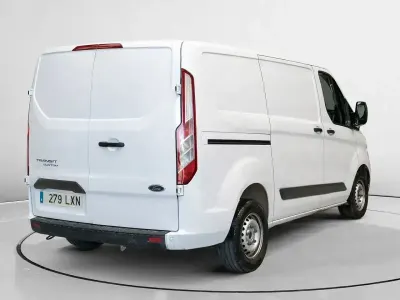 Usado Ford Transit Custom Trend 130 CV (95 kW) 2022 Blanco Van