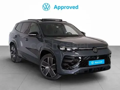 Usado VW Tayron R-line 272 CV (200 kW) 2025 Gris / plata SUV