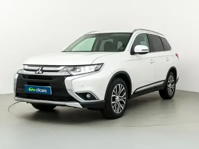 Usado Mitsubishi Outlander Motion 150 CV (110 kW) 2016 Blanco SUV