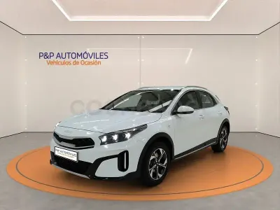 Usado Kia XCeed 100 CV (73 kW) 2024 Blanco SUV