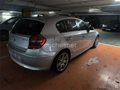 Usado BMW 118 122 CV (89 kW) 2008 Gris / plata Utilitario