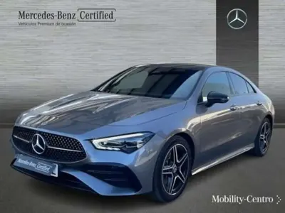 Usado Mercedes CLA220 190 CV (139 kW) 2024 Gris Coupe