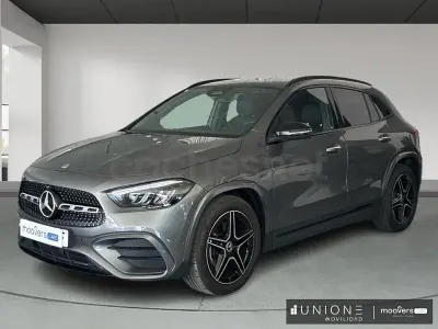 Usado Mercedes GLA200 150 CV (110 kW) 2025 Gris / plata SUV
