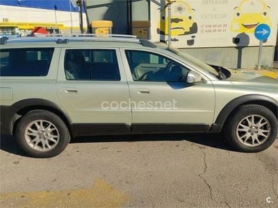Usado Volvo XC70 Kinetic 185 CV (136 kW) 2007 Blanco Familiar