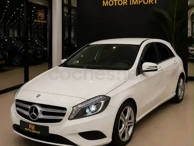 Usado Mercedes A200 Urban 136 CV (100 kW) 2013 Blanco Utilitario
