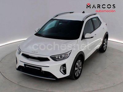 Blanco Usado 2024 Kia Stonic SUV | 20.300 € (Precio justo)