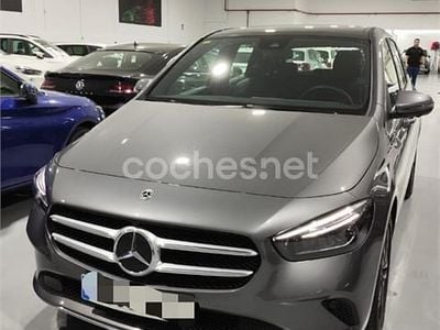 Usado Mercedes B250e 218 CV (160 kW) 2022 Gris / plata Monovolumen