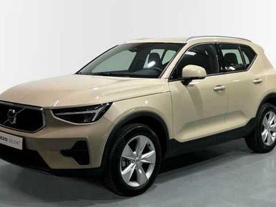 Usado Volvo XC40 Core 2025 Beige SUV