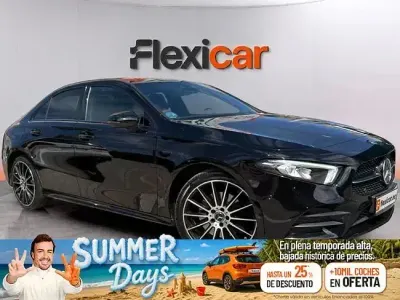 Usado Mercedes A250 218 CV (160 kW) 2021 Negro Berlina