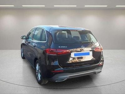 Mercedes B200