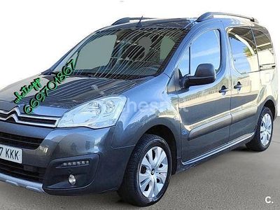 Gris / plata Usado 2018 Citroën Berlingo Feel Monovolumen | 9170 €