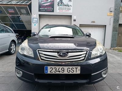 Negro Usado 2010 Subaru Legacy Familiar | 6800 €