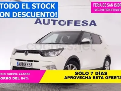 Gebraucht SsangYong Tivoli Limited 115 PS (84 kW) 2015 Weiß SUV