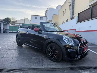 Usado Mini John Cooper Works Cabriolet 231 CV (169 kW) 2018 Negro Descapotable