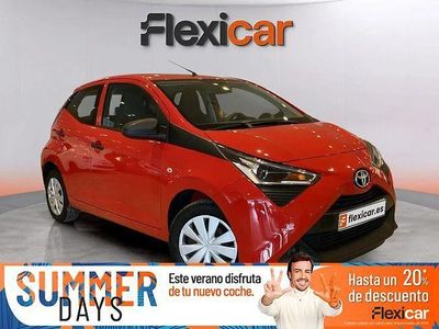 Usado Toyota Aygo X-play 72 CV (52 kW) 2021 Rojo Utilitario