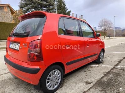 Usado Hyundai Atos GLS 59 CV (43 kW) 2005 Rojo Utilitario
