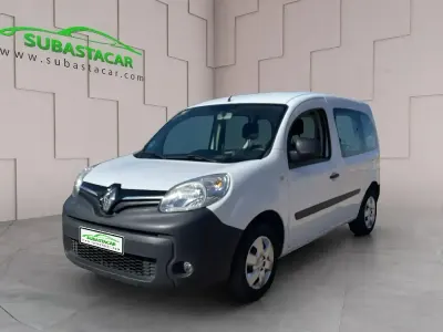 Usado Renault Kangoo 75 CV (55 kW) 2018 Blanco Monovolumen