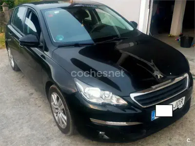 Usado Peugeot 308 Active 120 CV (88 kW) 2015 Negro Berlina
