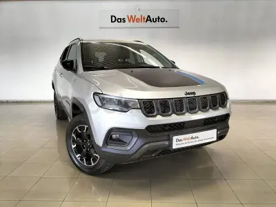Usado Jeep Compass Trailhawk 240 CV (176 kW) 2022 Blanco SUV