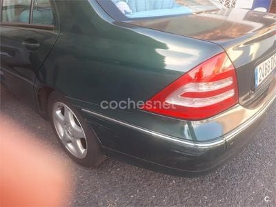 Mercedes C240