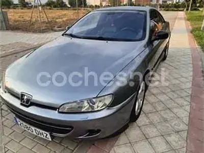 Usado Peugeot 406 Coupe 136 CV (100 kW) 2004 Gris / plata Coupe