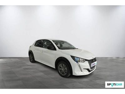 Usado Peugeot e-208 Allure 100 kW (136 CV) 2023 Blanco Utilitario