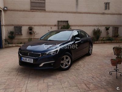 Usado Peugeot 508 Active 120 CV (88 kW) 2018 Azul Berlina