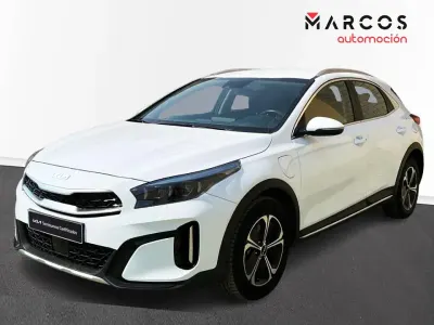 Usado Kia XCeed 141 CV (103 kW) 2024 Blanco SUV