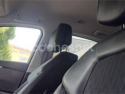 Usado Renault Talisman Business 120 CV (88 kW) 2020 Gris / plata Berlina