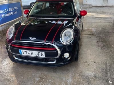 Usado Mini Cooper D 112 CV (82 kW) 2015 Negro Utilitario
