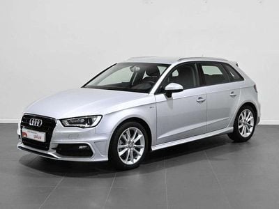 Plateado Usado 2013 Audi A3 Sportback Ambition Utilitario | 15.900 € (Precio justo)