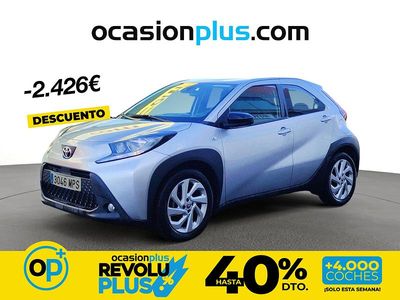 Usado Toyota Aygo X Play 72 CV (52 kW) 2024 Gris SUV
