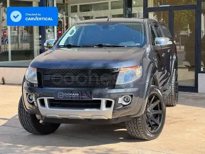 Usado Ford Ranger Wildtrack 200 CV (147 kW) 2015 Gris / plata Pickup/Camioneta