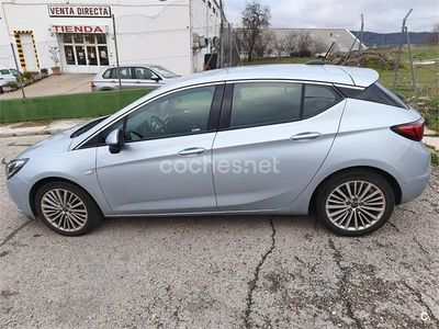 Usado Opel Astra Dynamic 110 CV (80 kW) 2016 Gris / plata Berlina