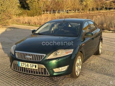 Verde Usado 2009 Ford Mondeo Titanium Berlina | 2500 € (Caro)