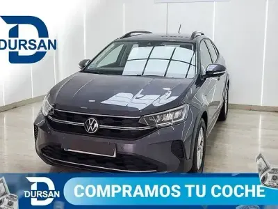 Usado VW Taigo Life 95 CV (69 kW) 2022 Gris / plata SUV