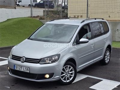 Usado VW Touran Edition 140 CV (102 kW) 2012 Gris / plata Monovolumen