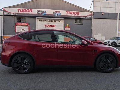 Eléctrico Usado 2024 Tesla Model Y SUV | 22.500 €