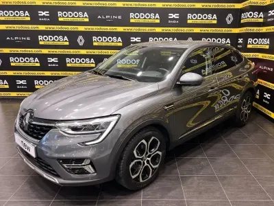 Usado Renault Arkana Zen 145 CV (106 kW) 2022 Gris SUV