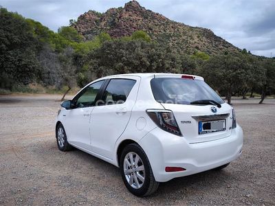 Toyota Yaris Hybrid