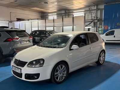 Usado VW Golf V GT 140 CV (102 kW) 2007 Blanco Berlina